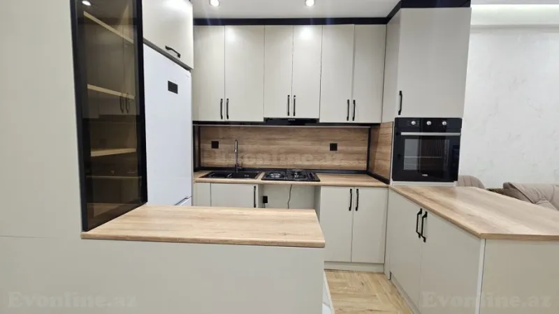 Kirayə verilir 2 otaqlı Mənzil Yeni tikili 75 m² Nizami m.