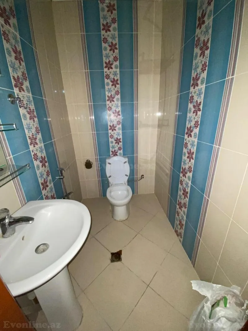 Kirayə verilir 4 otaqlı Mənzil Yeni tikili 150 m² Nizami m. - şəkil 17