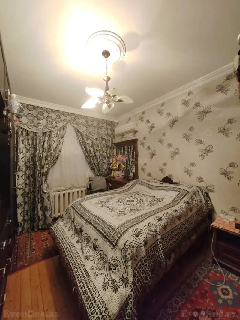 Satılır 5 otaqlı Mənzil Köhnə tikili 110 m² Suraxanı r. - şəkil 23