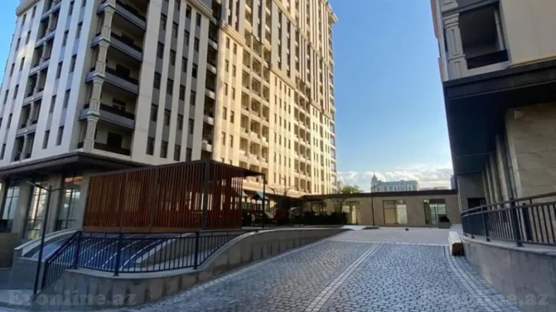 Satılır 3 otaqlı Mənzil Yeni tikili 125 m² Nizami m. - şəkil 2