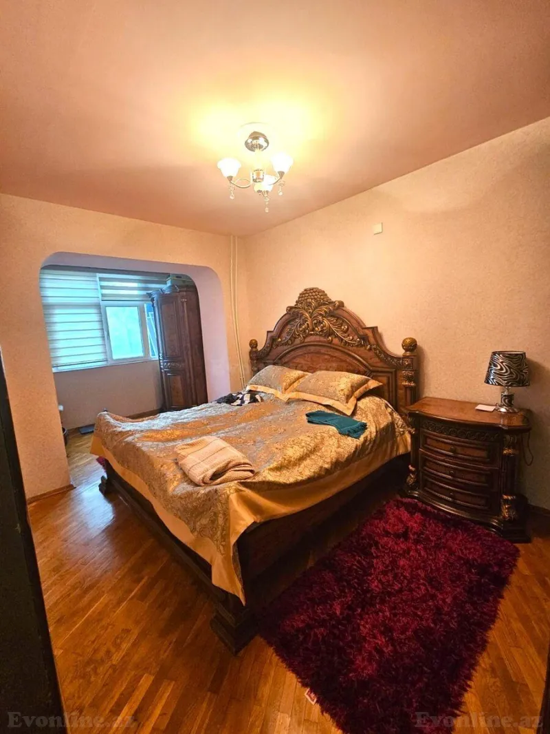 Satılır 3 otaqlı Mənzil Köhnə tikili 90 m² Gənclik m. - şəkil 4