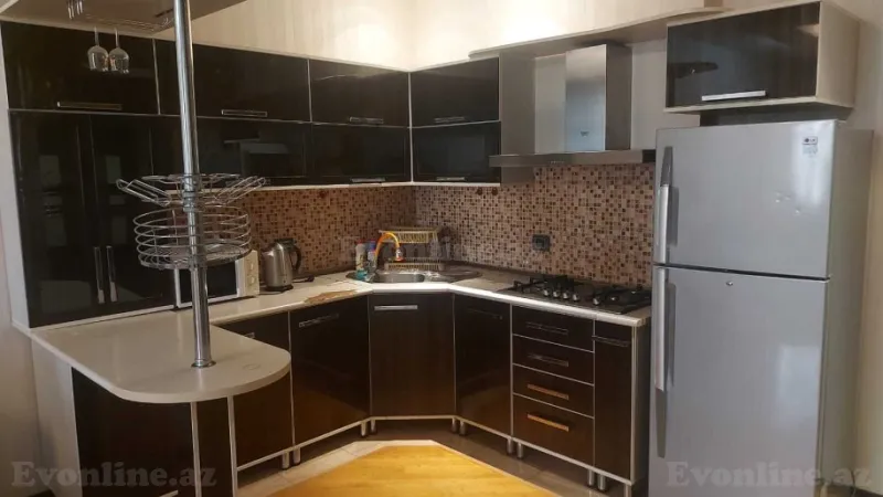 Kirayə verilir 2 otaqlı Mənzil Yeni tikili 80 m² 28 May m. - şəkil 10