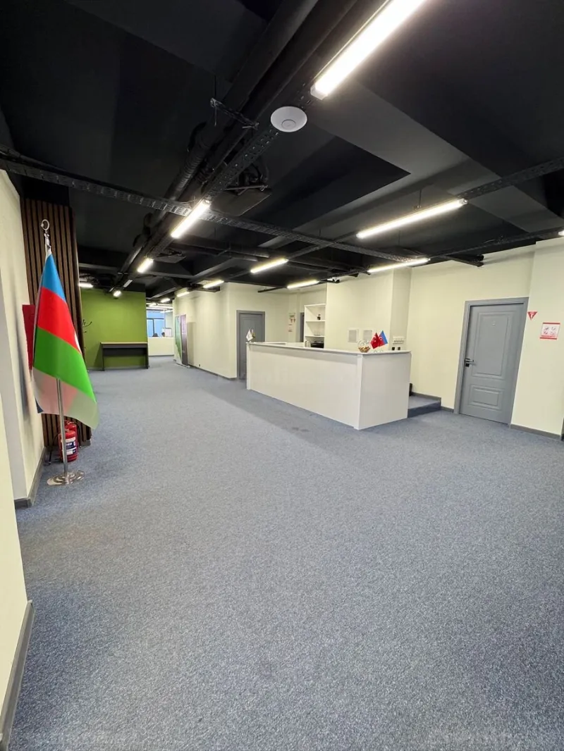 Kirayə verilir Ofis 530 m² Nəsimi r. - şəkil 3