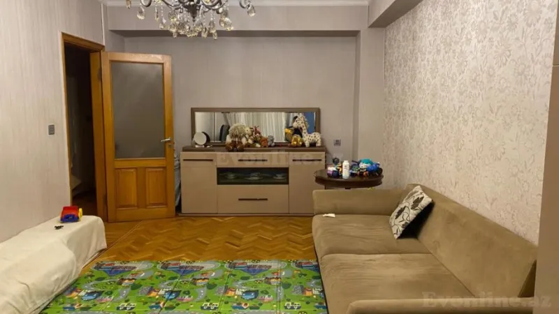 Satılır 3 otaqlı Mənzil Köhnə tikili 80 m² Səbail r. - şəkil 3