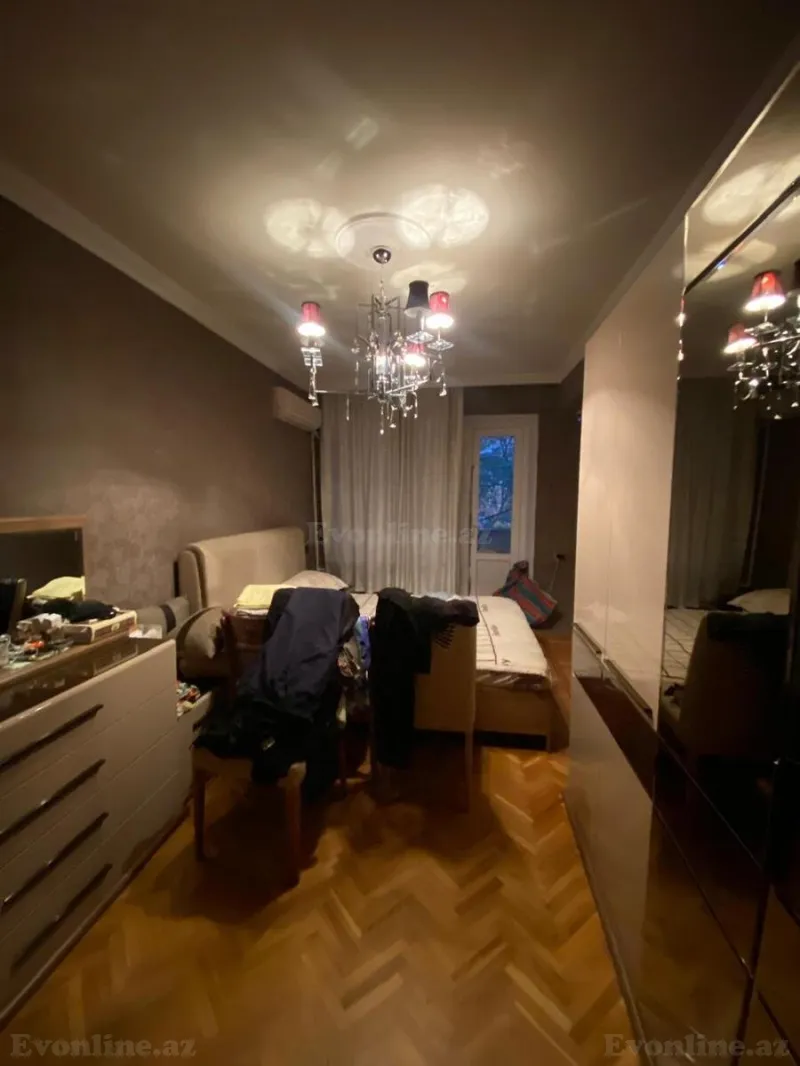 Satılır 3 otaqlı Mənzil Köhnə tikili 80 m² Səbail r. - şəkil 7