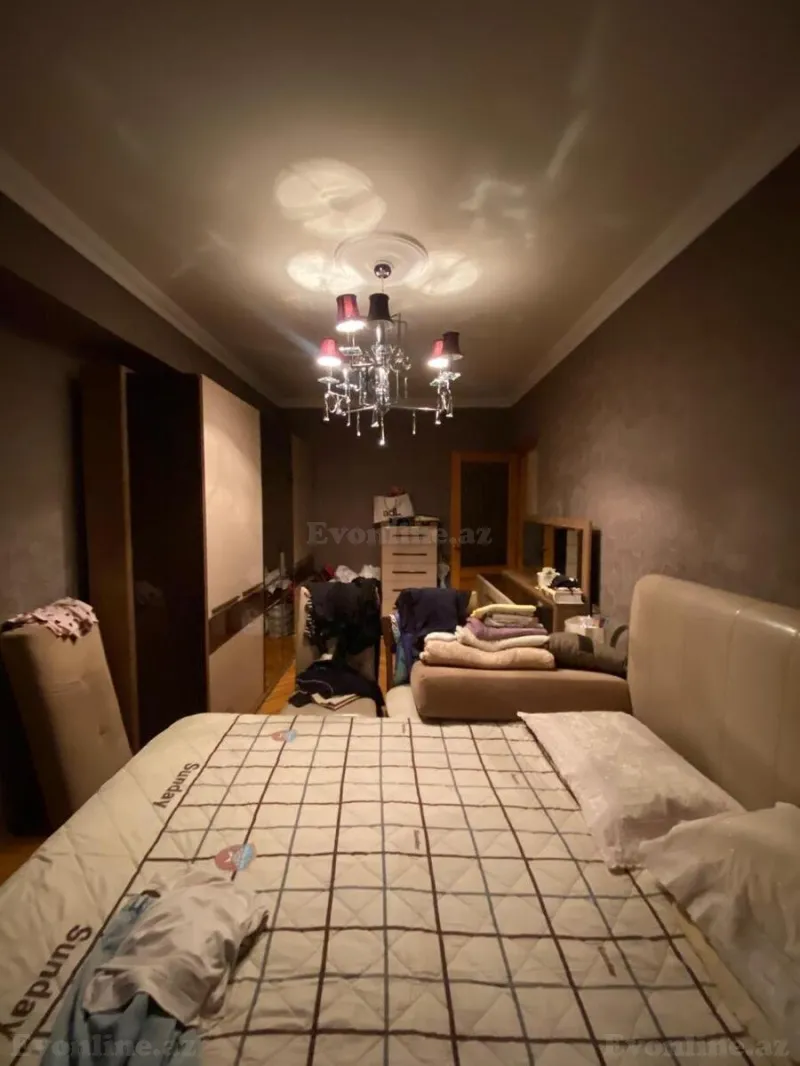 Satılır 3 otaqlı Mənzil Köhnə tikili 80 m² Səbail r. - şəkil 8