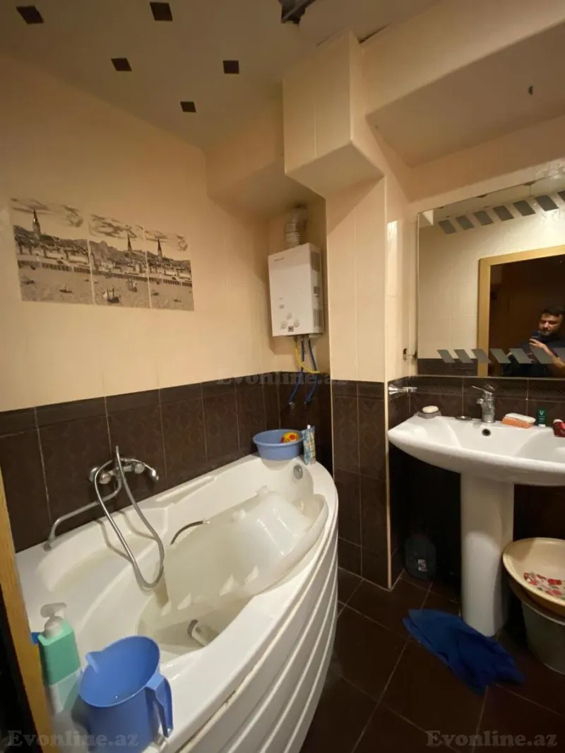 Satılır 3 otaqlı Mənzil Köhnə tikili 80 m² Səbail r. - şəkil 13