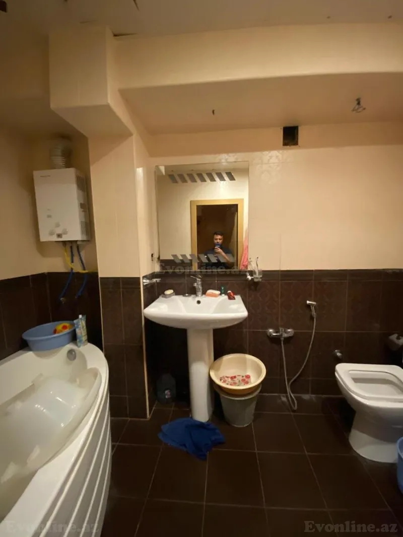 Satılır 3 otaqlı Mənzil Köhnə tikili 80 m² Səbail r. - şəkil 17