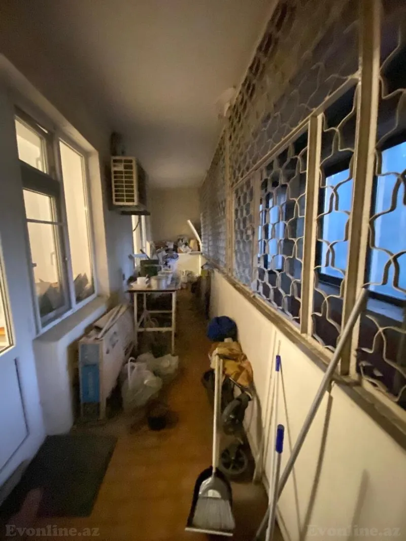 Satılır 3 otaqlı Mənzil Köhnə tikili 80 m² Səbail r. - şəkil 18