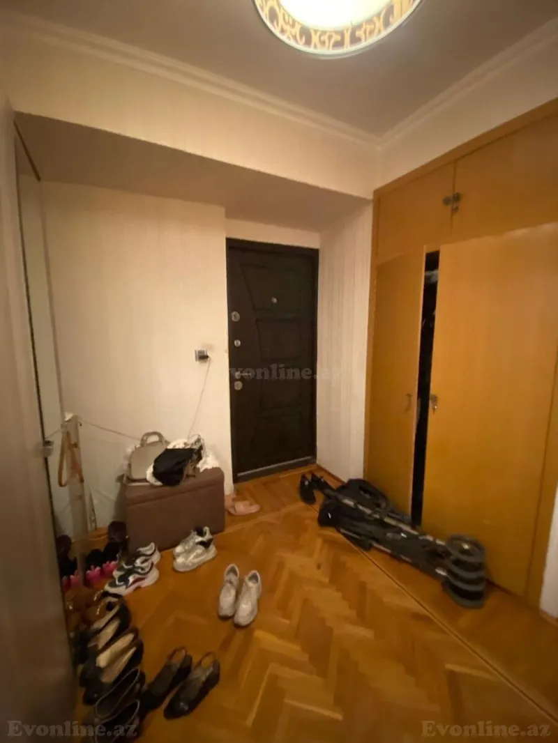 Satılır 3 otaqlı Mənzil Köhnə tikili 80 m² Səbail r. - şəkil 19