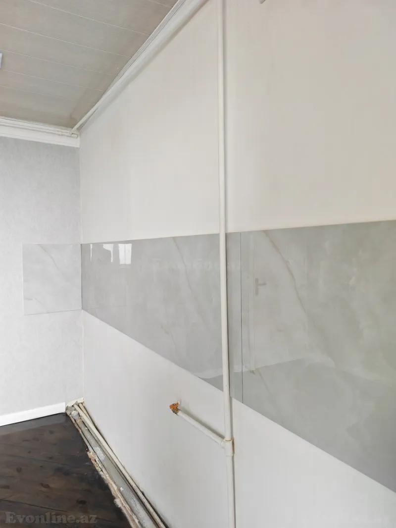 Satılır 2 otaqlı Mənzil Köhnə tikili 60 m² Suraxanı r. - şəkil 5