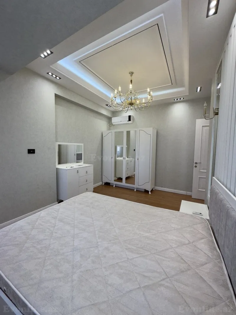 Kirayə verilir 3 otaqlı Mənzil Yeni tikili 130 m² Nəsimi r. - şəkil 7