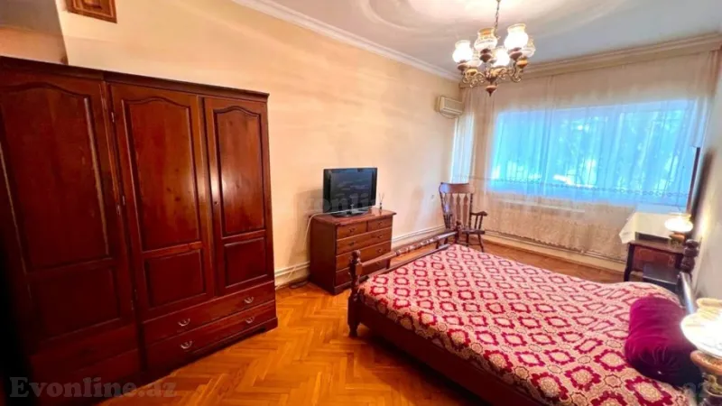 Satılır 5 otaqlı Mənzil Köhnə tikili 160 m² Nərimanov r. - şəkil 6