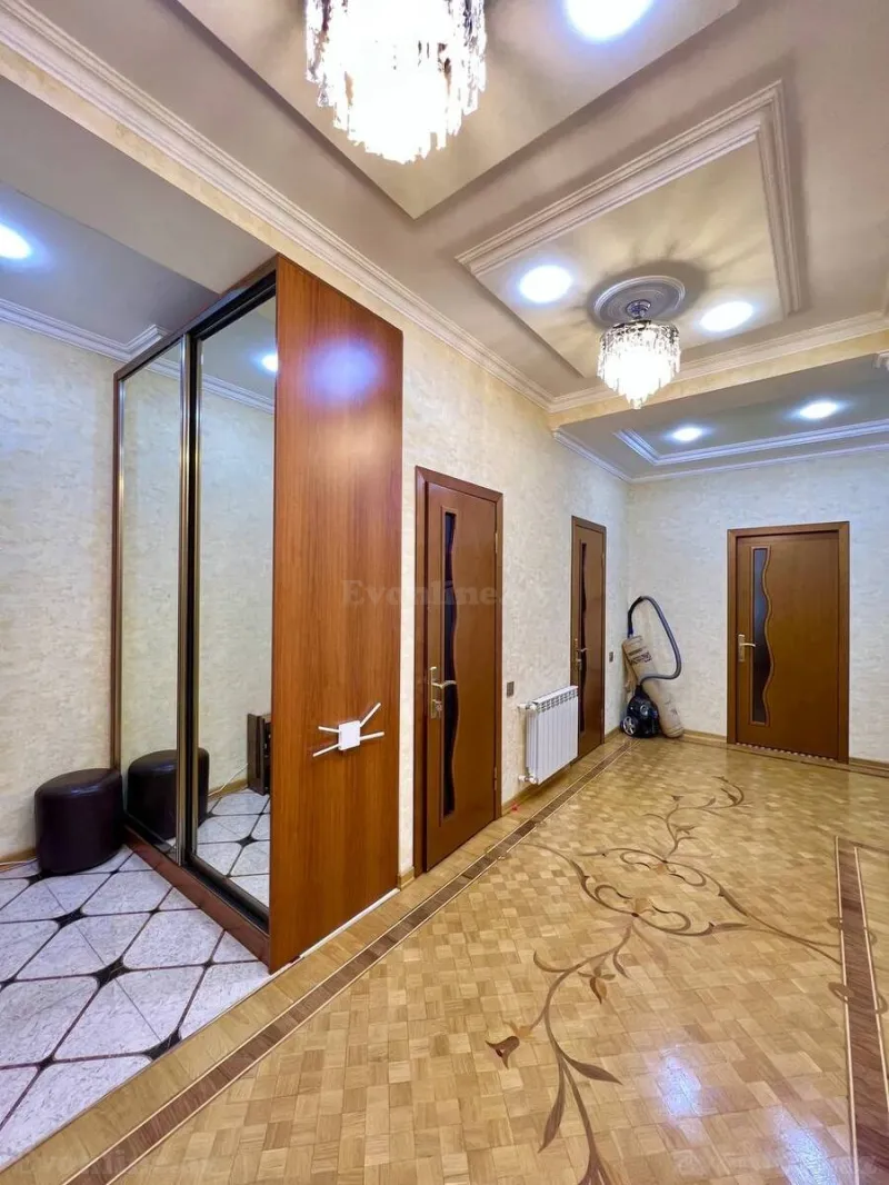 Satılır 3 otaqlı Mənzil Yeni tikili 115 m² İnşaatçılar m. - şəkil 15