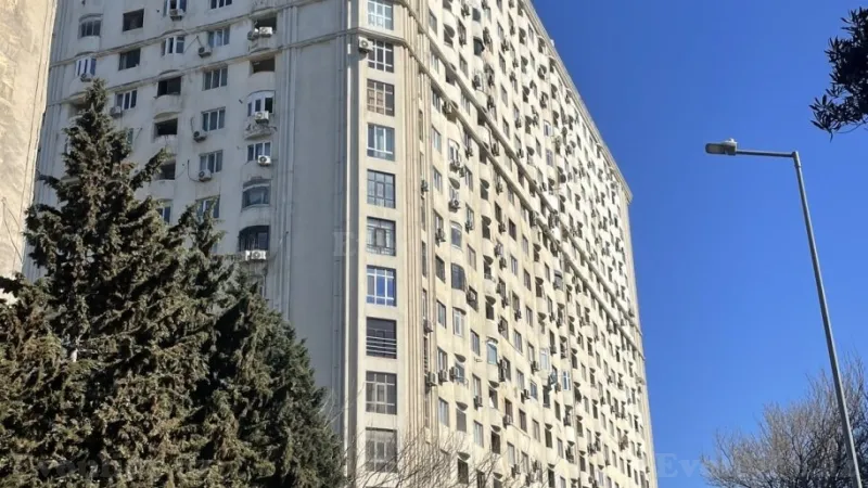 Bakı, Nərimanov r., Nəriman Nərimanov m.da 1 otaqlı mənzil kirayə verilir