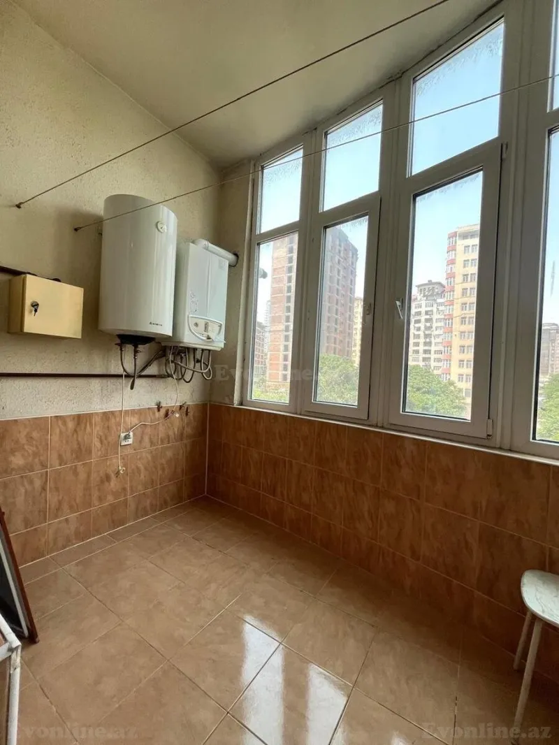 Satılır 2 otaqlı Mənzil Yeni tikili 80 m² 28 May m. - şəkil 7