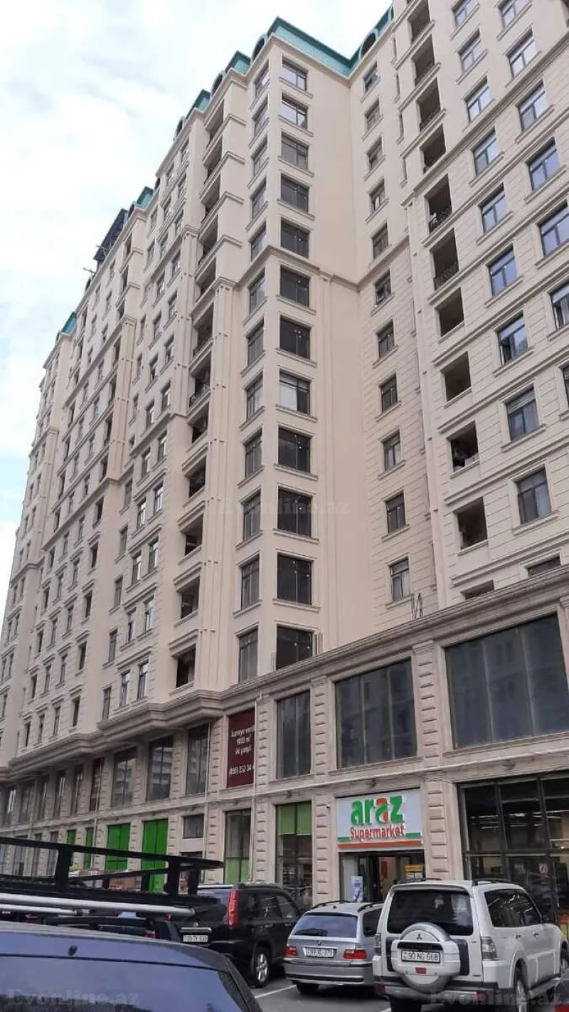 Satılır 4 otaqlı Mənzil Yeni tikili 215 m² Gənclik m.