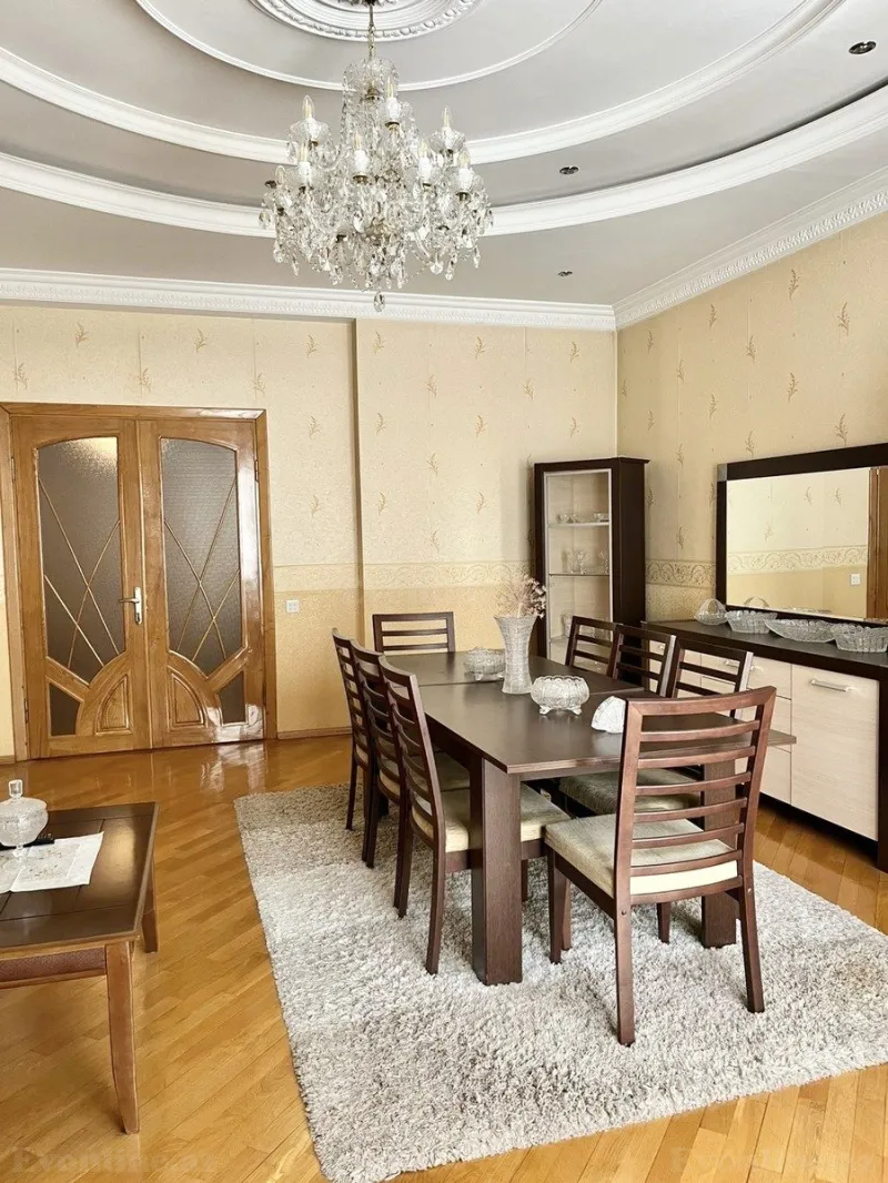 Kirayə verilir 3 otaqlı Mənzil Yeni tikili 130 m² Gənclik m. - şəkil 2