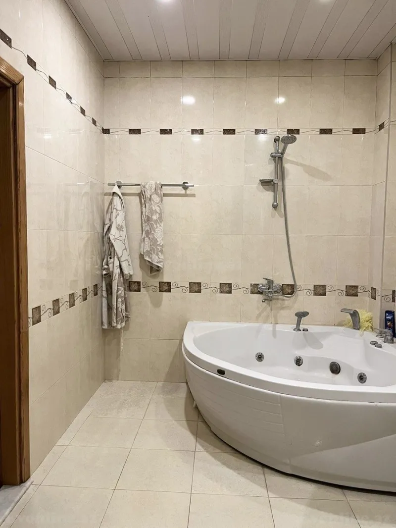 Kirayə verilir 3 otaqlı Mənzil Yeni tikili 130 m² Gənclik m. - şəkil 15