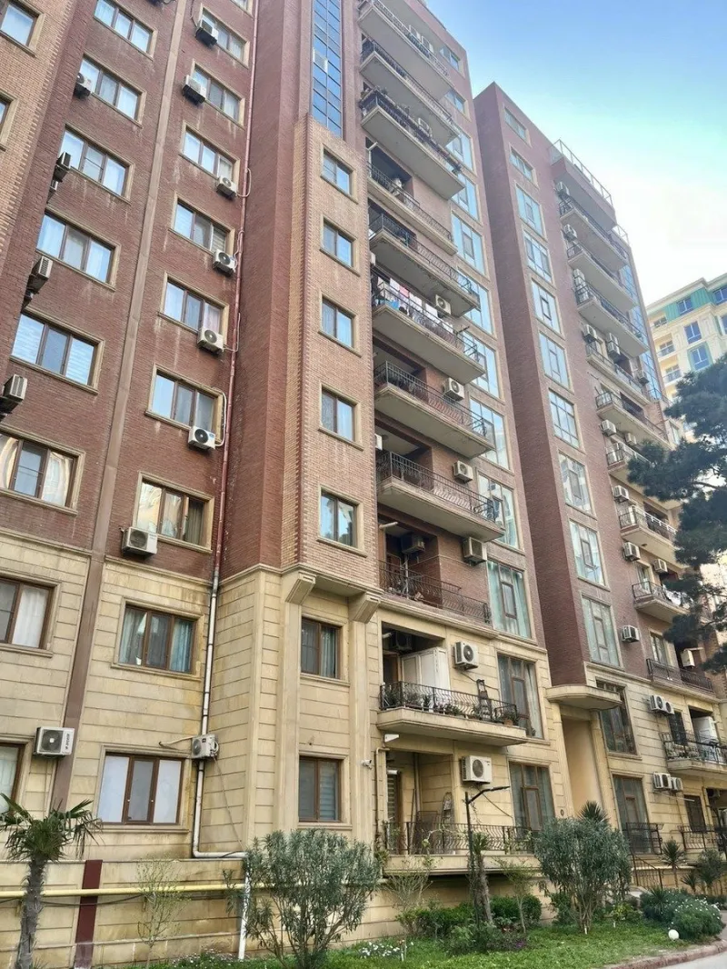 Kirayə verilir 3 otaqlı Mənzil Yeni tikili 130 m² Gənclik m. - şəkil 18