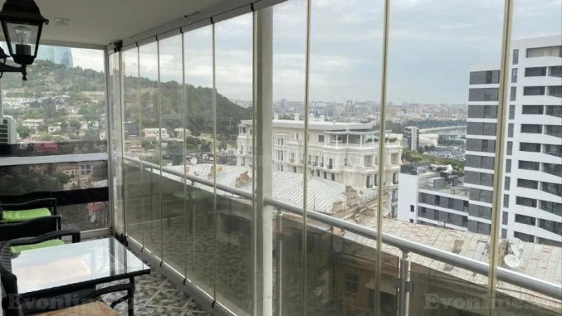 Satılır 3 otaqlı Mənzil Köhnə tikili 100 m² Səbail r. - şəkil 5