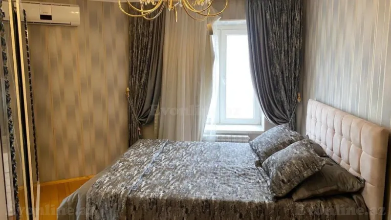 Satılır 3 otaqlı Mənzil Köhnə tikili 100 m² Səbail r. - şəkil 8