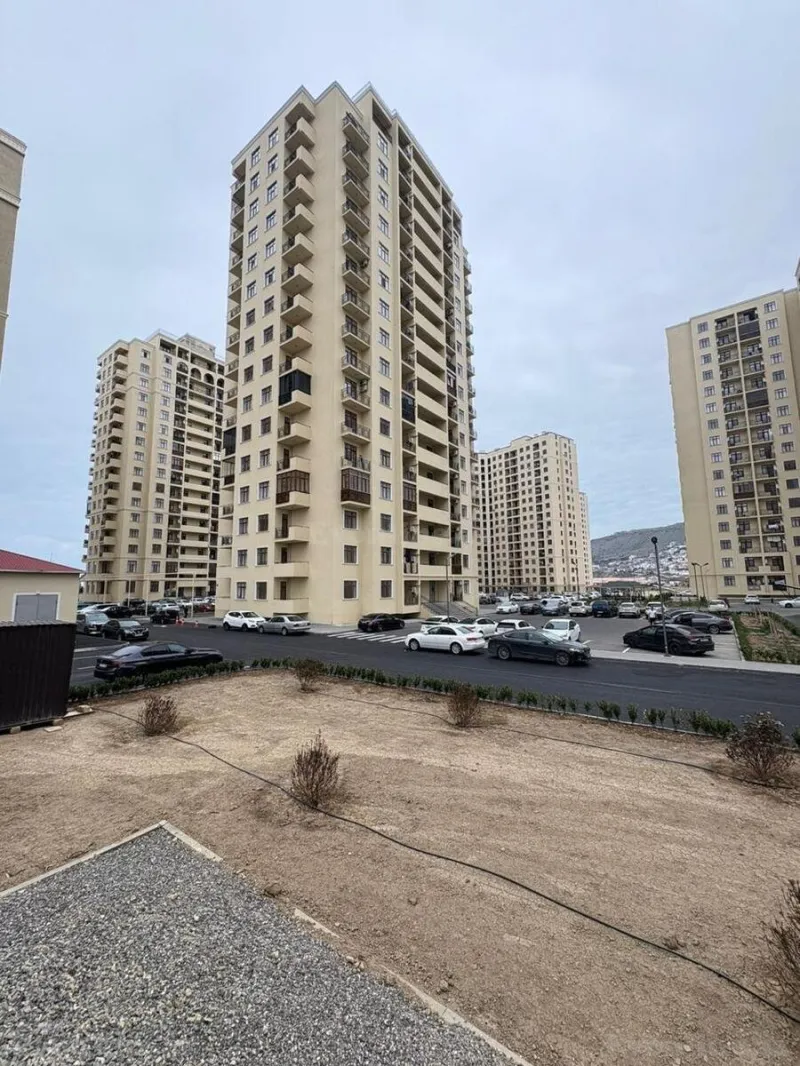Kirayə verilir 3 otaqlı Mənzil Yeni tikili 122 m² Səbail r. - şəkil 17