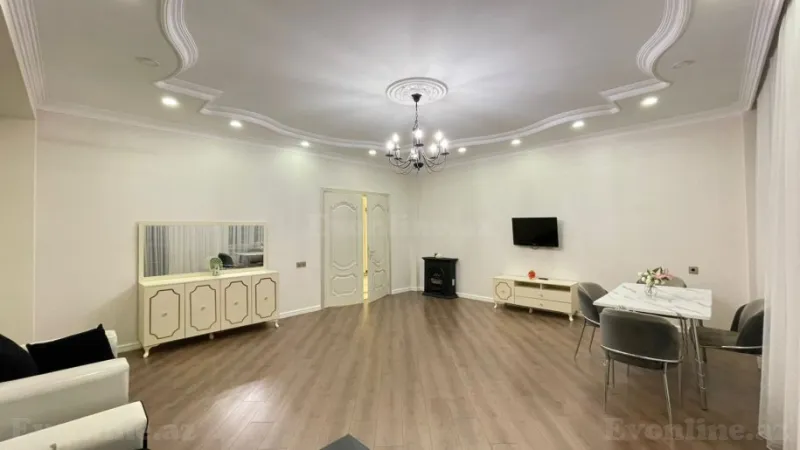 Satılır 3 otaqlı Mənzil Yeni tikili 140 m² Gənclik m.