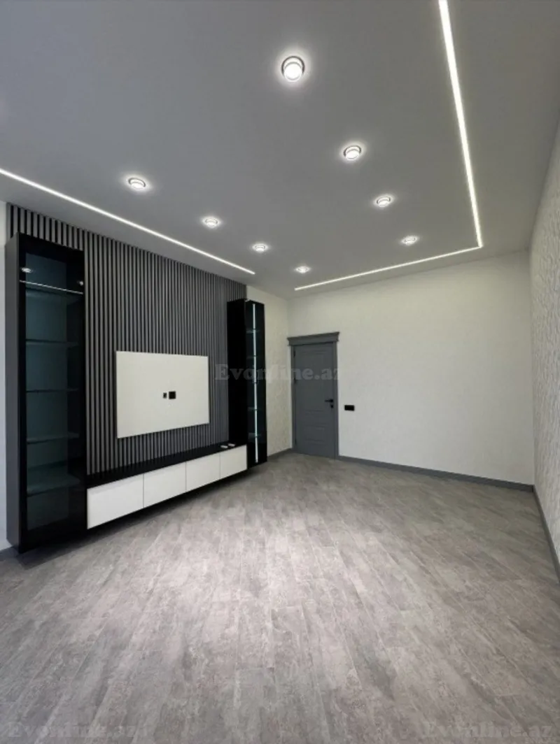 Bakı, Binəqədi r., Dərnəgül m.da 2 otaqlı mənzil satılır