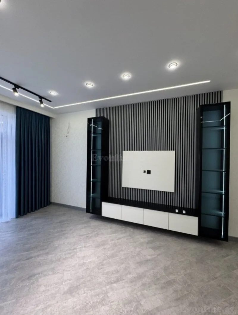 Satılır 2 otaqlı Mənzil Yeni tikili 60 m² Dərnəgül m. - şəkil 3