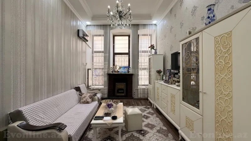 Satılır 2 otaqlı Mənzil Köhnə tikili 55 m² İçərişəhər m. - şəkil 5