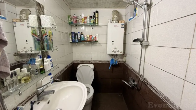 Satılır 2 otaqlı Mənzil Köhnə tikili 55 m² İçərişəhər m. - şəkil 10