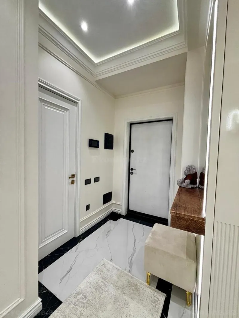 Satılır 3 otaqlı Mənzil Yeni tikili 113.7 m² Nizami m. - şəkil 5