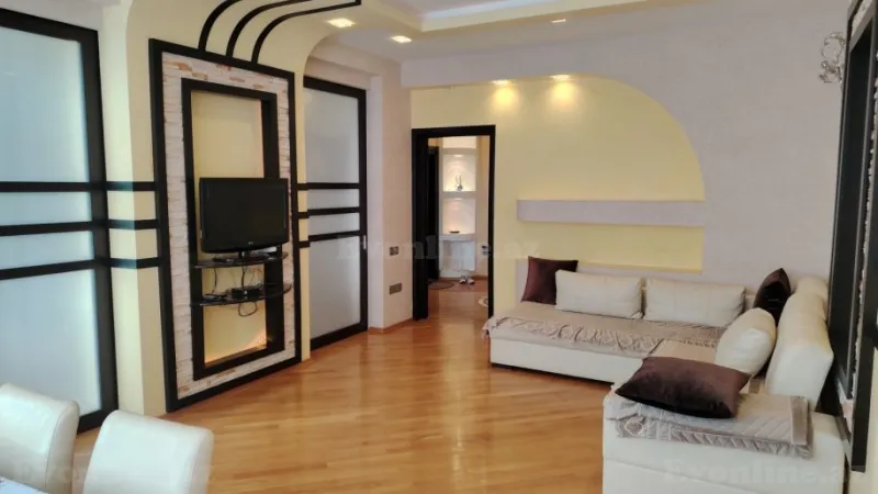 Kirayə verilir 3 otaqlı Mənzil Yeni tikili 130 m² Xətai m. - şəkil 20