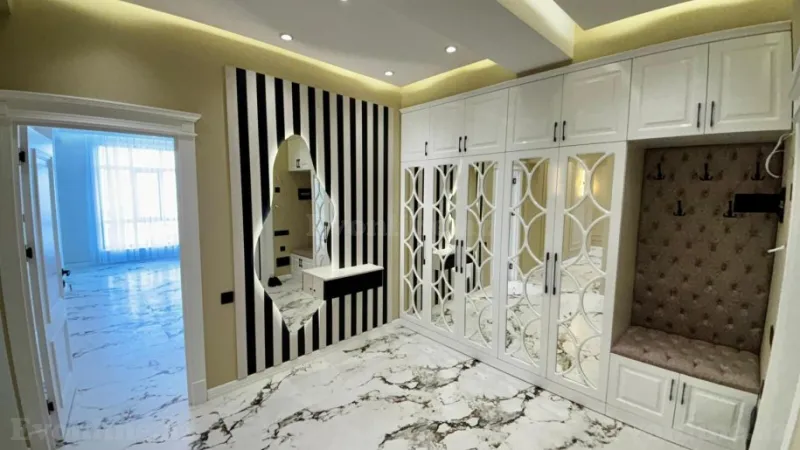 Satılır 3 otaqlı Mənzil Yeni tikili 151.7 m² Elmlər Akademiyası m. - şəkil 9