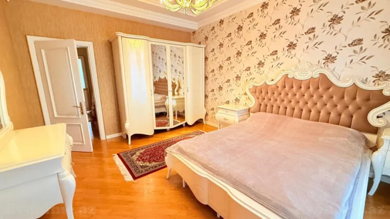 Kirayə verilir 5 otaqlı Mənzil Yeni tikili 210 m² Xətai r. - şəkil 15