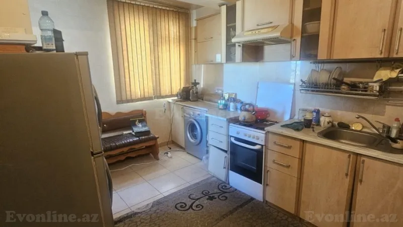 Satılır 2 otaqlı Mənzil Köhnə tikili 65 m² 6-cı mikrorayon - şəkil 8