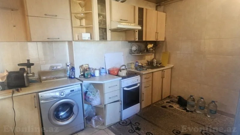 Satılır 2 otaqlı Mənzil Köhnə tikili 65 m² 6-cı mikrorayon - şəkil 9