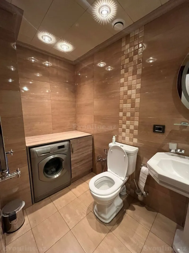 Satılır 4 otaqlı Mənzil Yeni tikili 240 m² Nizami m. - şəkil 18