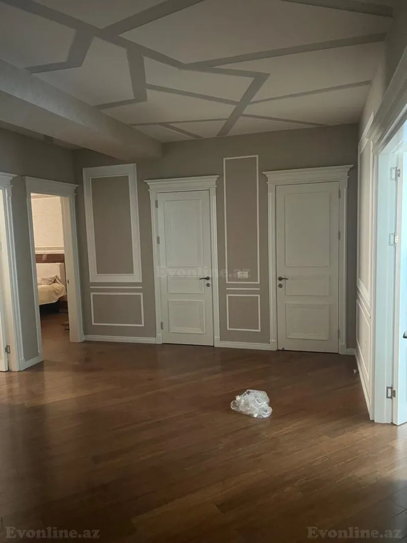 Satılır 3 otaqlı Mənzil Yeni tikili 145 m² Gənclik m. - şəkil 9