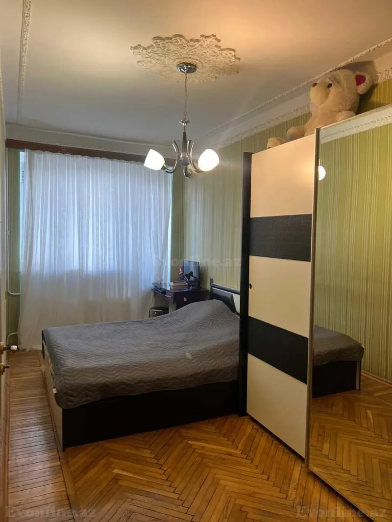 Satılır 4 otaqlı Mənzil Köhnə tikili 110 m² Yasamal r. - şəkil 11