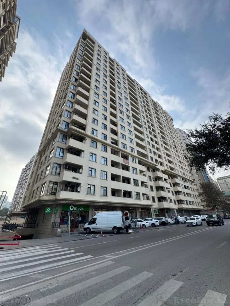 Satılır 4 otaqlı Mənzil Yeni tikili 175 m² Nəsimi r.