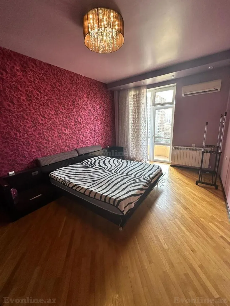 Kirayə verilir 3 otaqlı Mənzil Yeni tikili 142 m² 28 May m. - şəkil 11