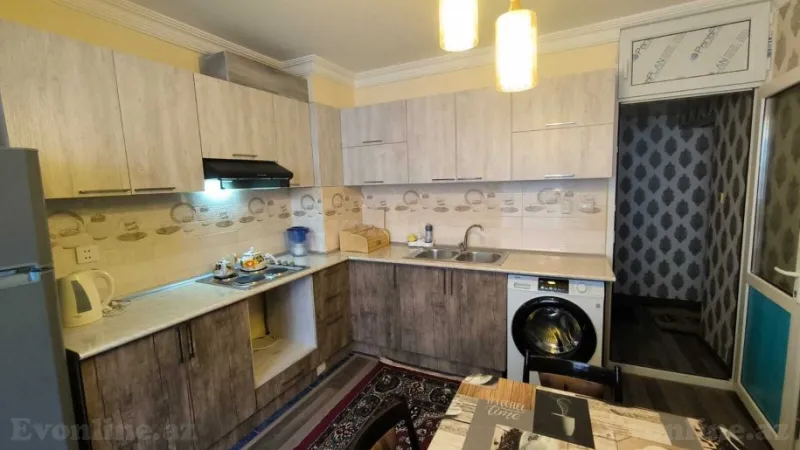 Kirayə verilir 2 otaqlı Mənzil Köhnə tikili 80 m² Xətai m. - şəkil 2