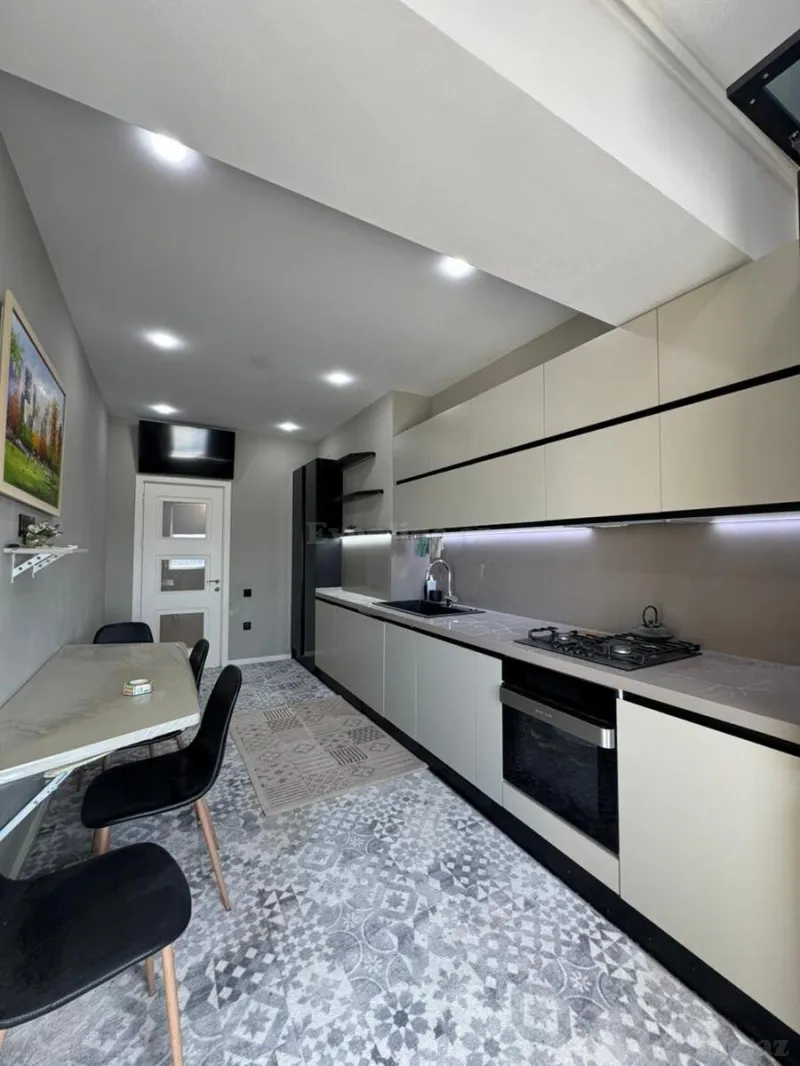 Satılır 4 otaqlı Mənzil Yeni tikili 153 m² Həzi Aslanov m.