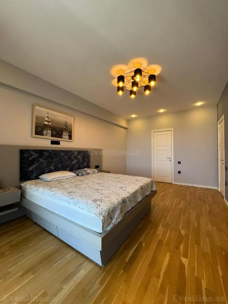 Satılır 4 otaqlı Mənzil Yeni tikili 153 m² Həzi Aslanov m. - şəkil 4