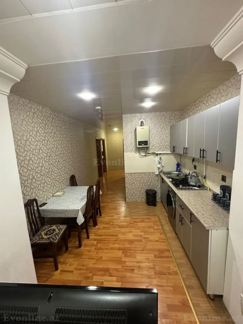 Satılır 4 otaqlı Mənzil Köhnə tikili 100 m² Qaraçuxur - şəkil 8