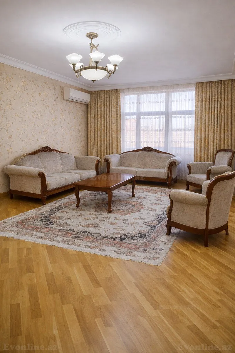 Satılır 3 otaqlı Mənzil Yeni tikili 125 m² 8 Noyabr m.