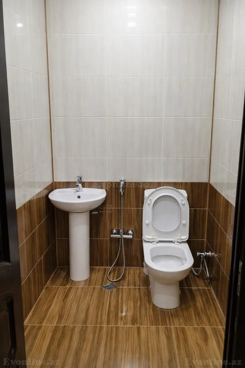 Satılır 3 otaqlı Mənzil Yeni tikili 125 m² 8 Noyabr m. - şəkil 9
