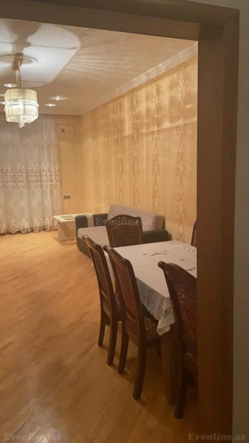 Kirayə verilir 3 otaqlı Mənzil Yeni tikili 120 m² Səbail r.